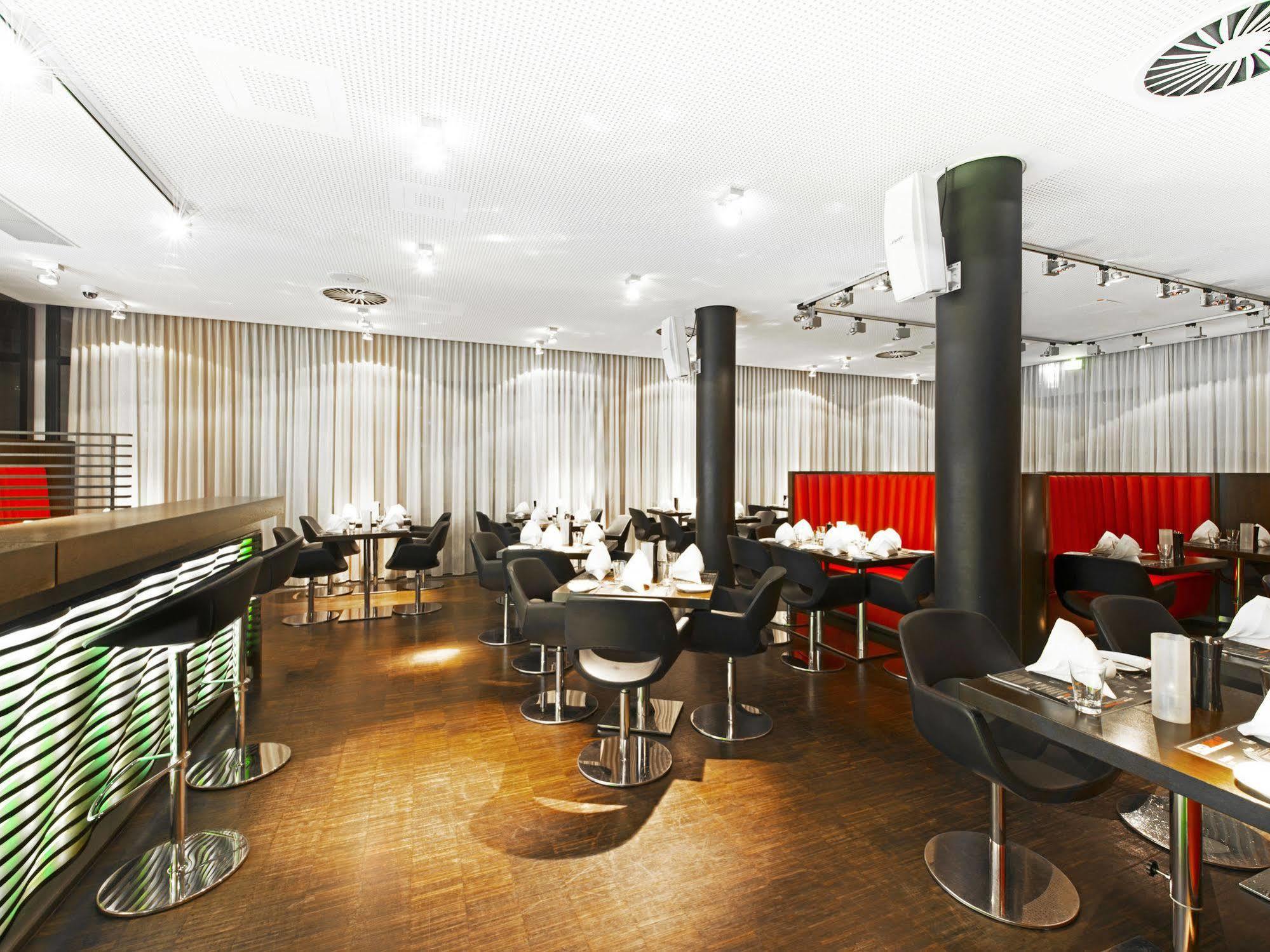 Dormero Hotel Frankfurt Frankfurt pe Main Exterior foto